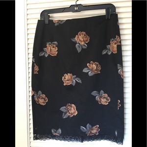 Black House White Market Floral pencil skirt